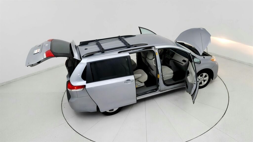 2014 Toyota Sienna LE Laurel MD