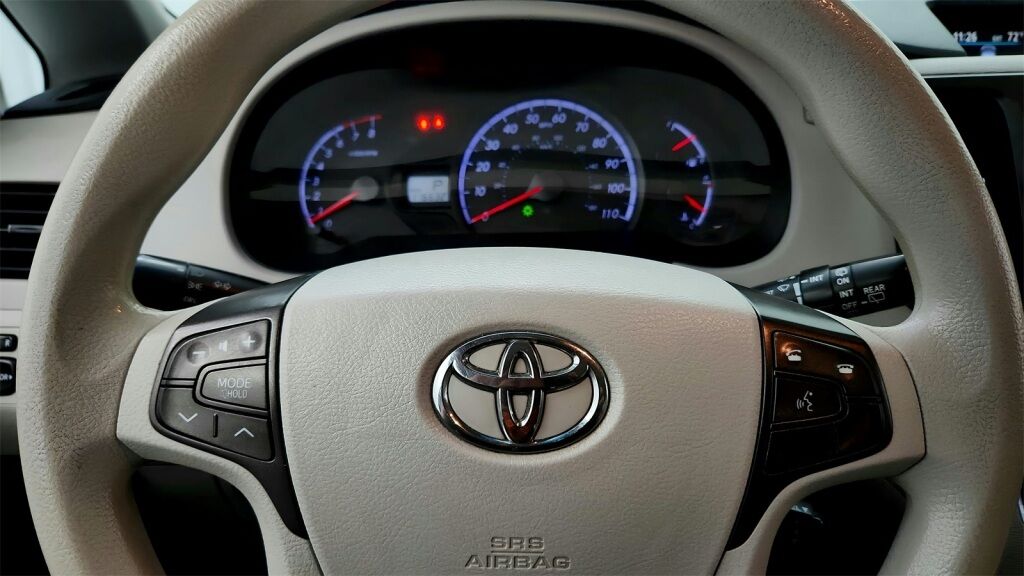 2014 Toyota Sienna LE Laurel MD