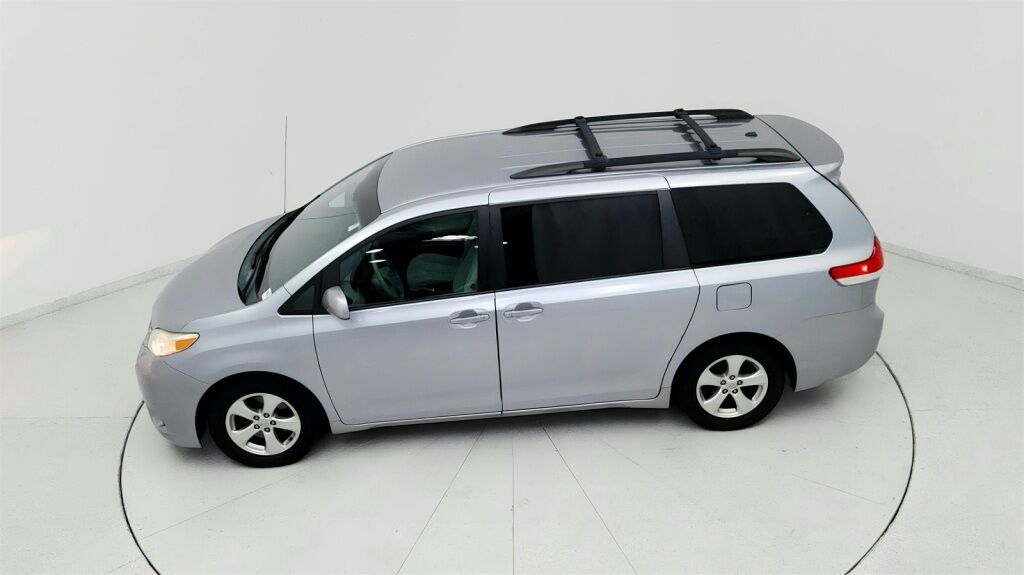 2014 Toyota Sienna LE Laurel MD