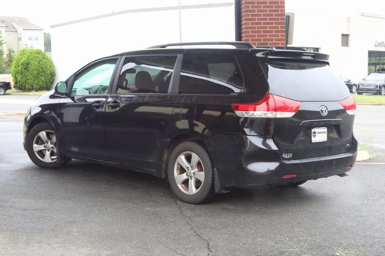 2014 Toyota Sienna LE Fredericksburg VA