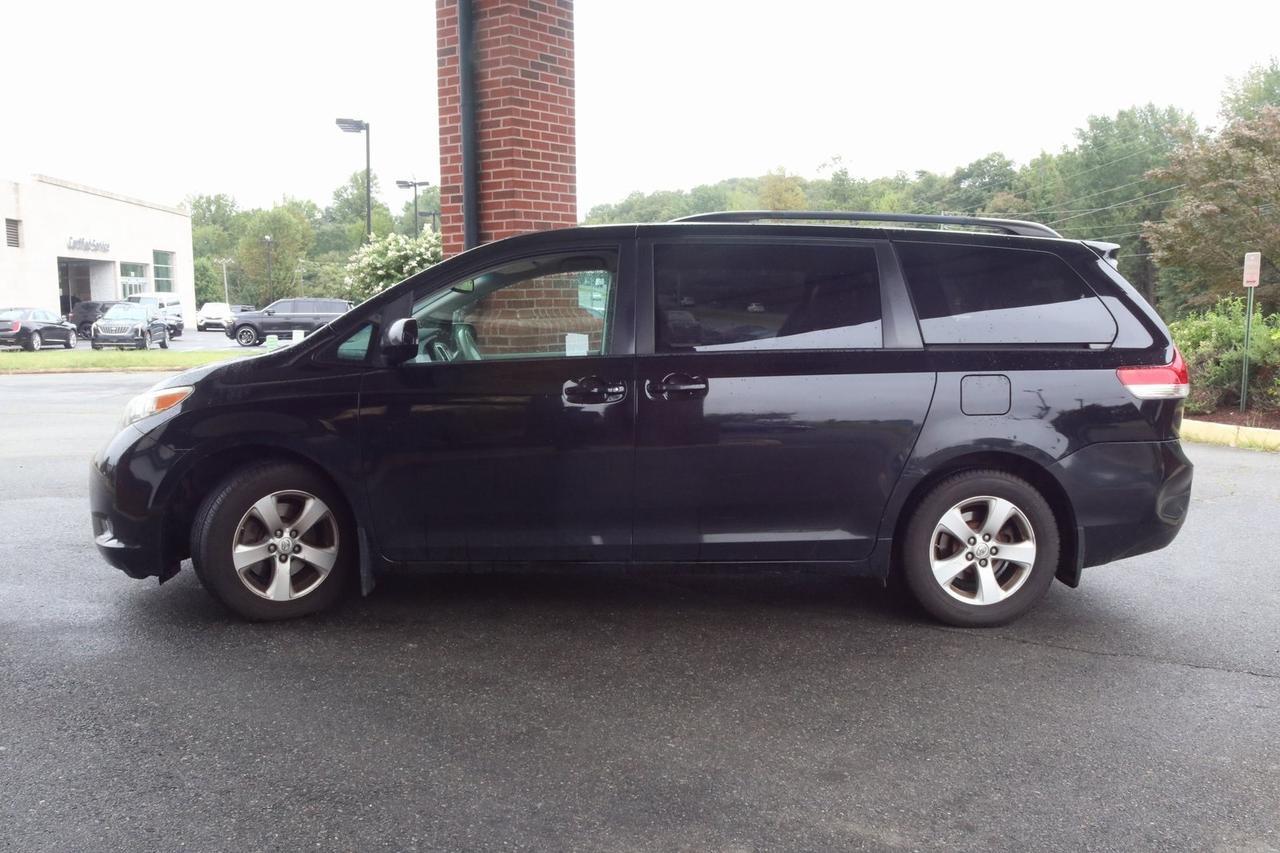 2014 Toyota Sienna LE Fredericksburg VA