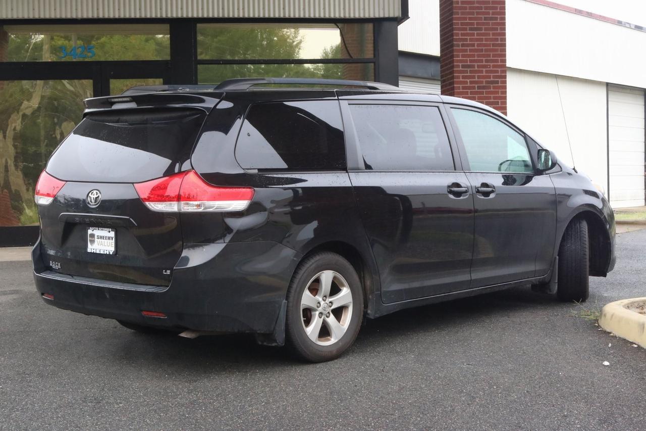 2014 Toyota Sienna LE Fredericksburg VA
