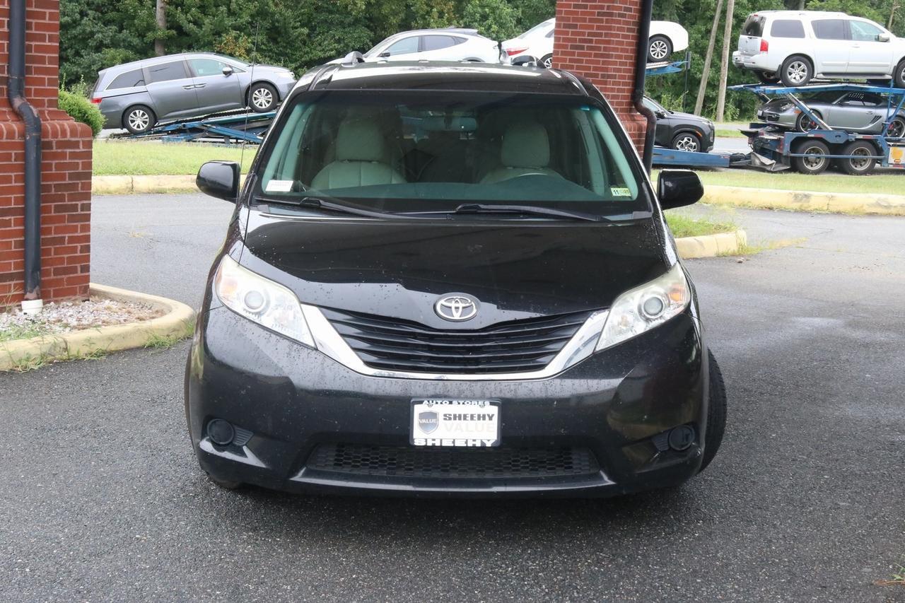 2014 Toyota Sienna LE Fredericksburg VA