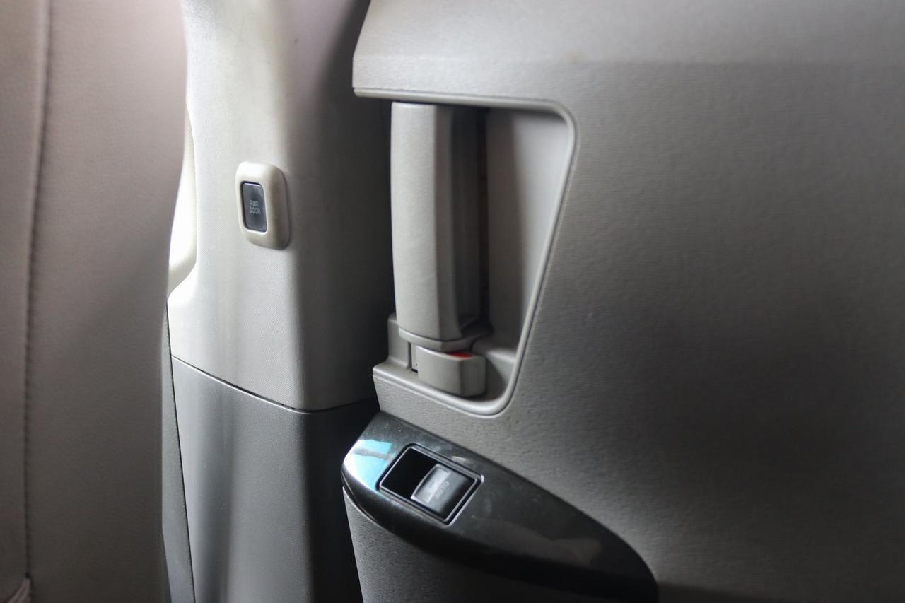 2014 Toyota Sienna LE Fredericksburg VA