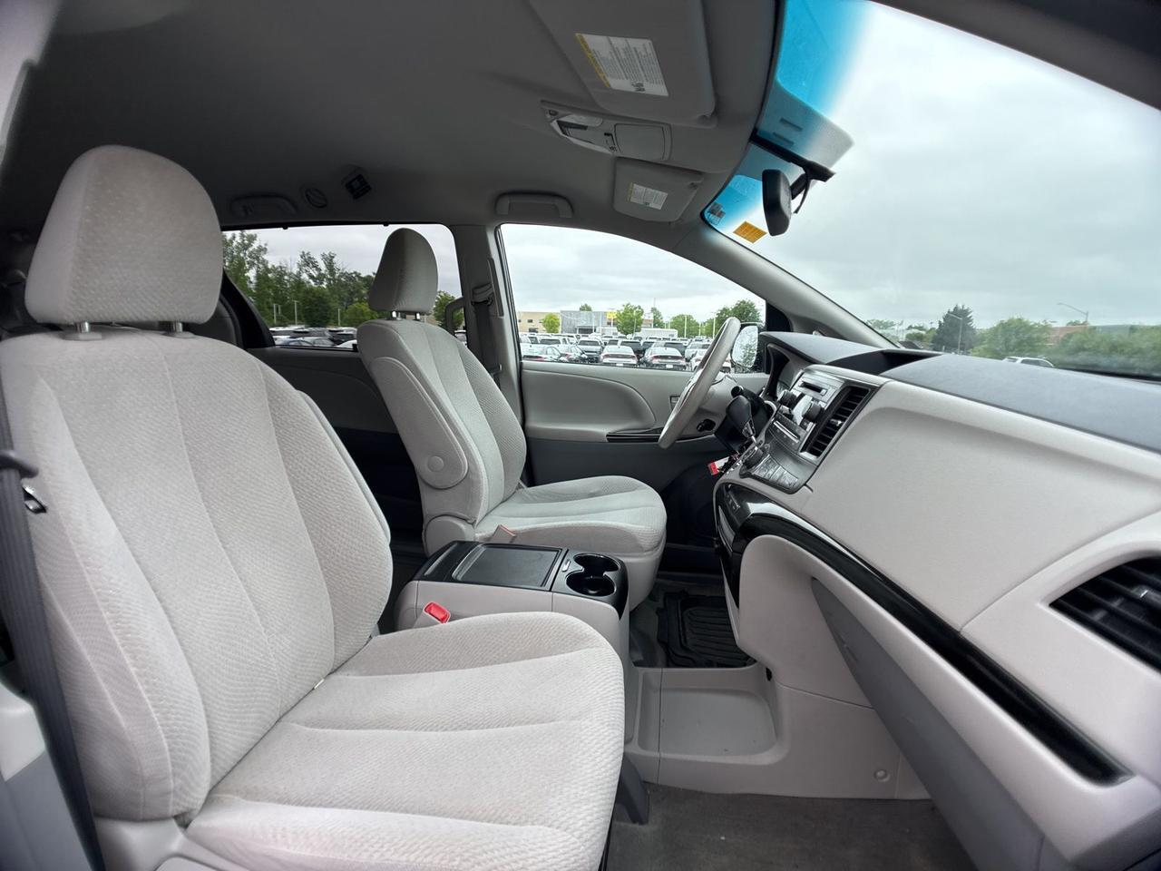 2014 Toyota Sienna LE Chantilly VA