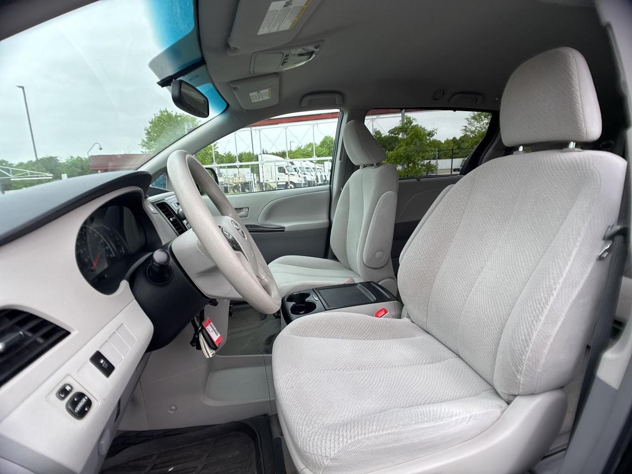 2014 Toyota Sienna LE Chantilly VA