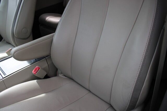 2014 Toyota Sienna LIMITED Melbourne FL