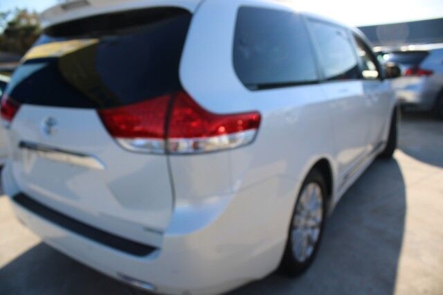 2014 Toyota Sienna LIMITED PREMIUM TECH DVD