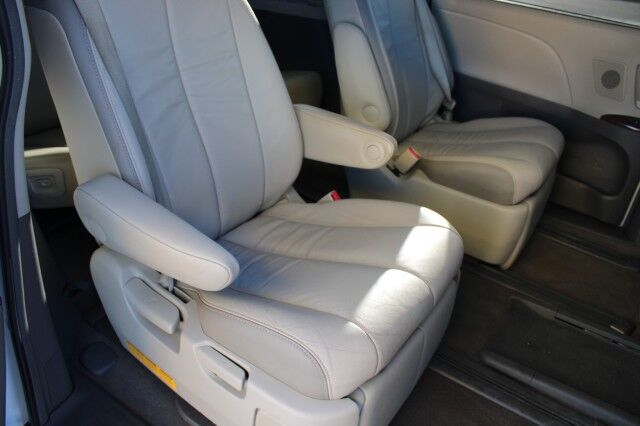 2014 Toyota Sienna LIMITED PREMIUM TECH DVD Melbourne FL