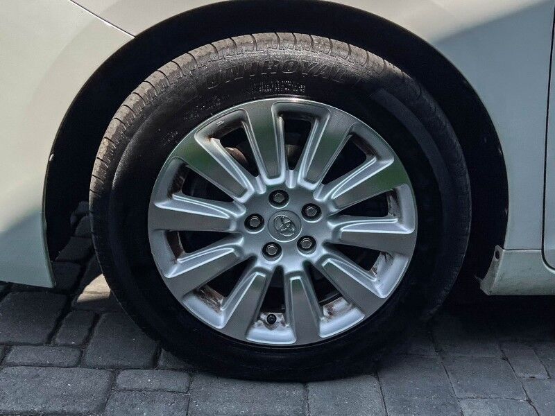 2014 Toyota Sienna Ltd Wilmington NC