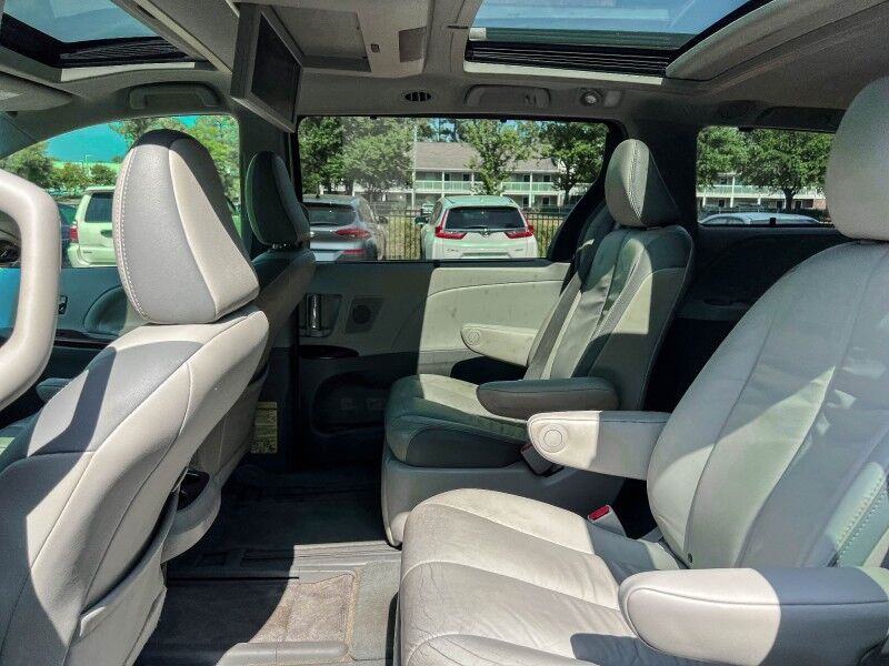 2014 Toyota Sienna Ltd Wilmington NC