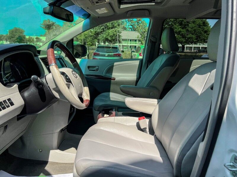 2014 Toyota Sienna Ltd Wilmington NC