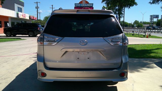2014 Toyota Sienna SE 8 Passenger San Antonio TX