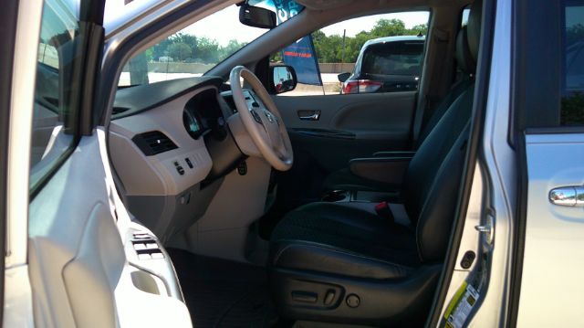 2014 Toyota Sienna SE 8 Passenger San Antonio TX