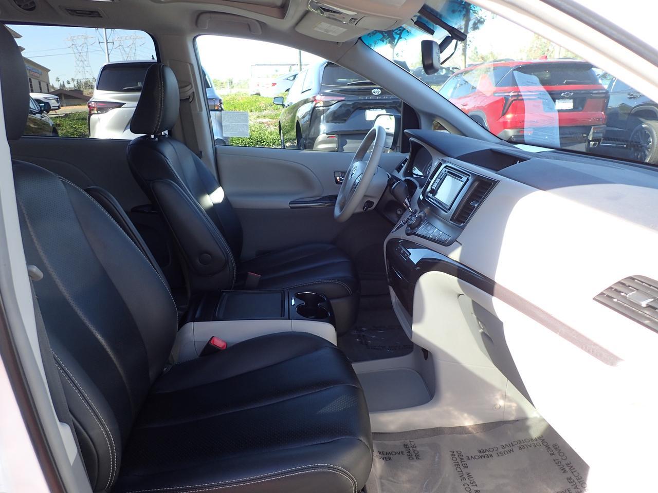2014 Toyota Sienna SE Anaheim CA