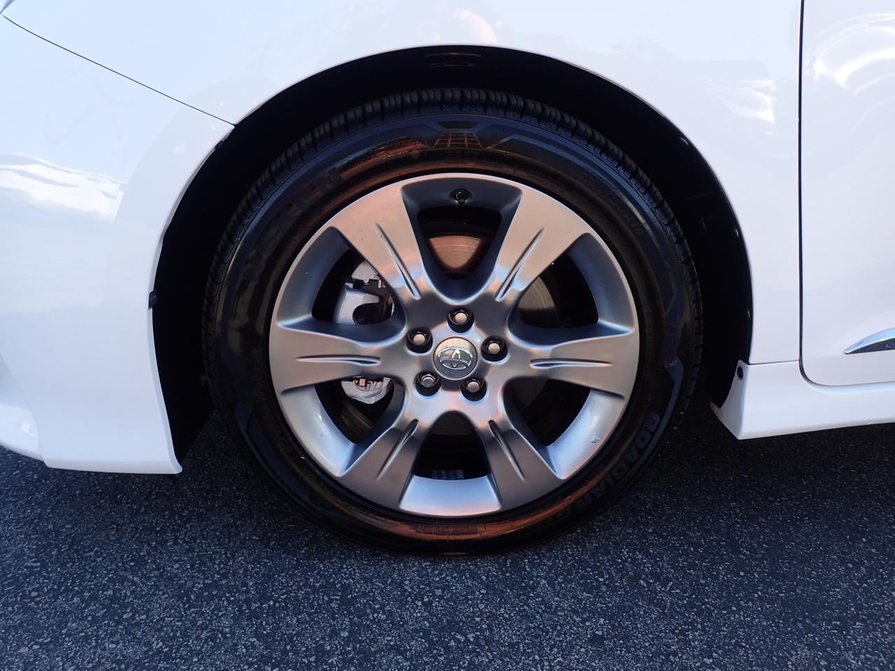 2014 Toyota Sienna SE Anaheim CA