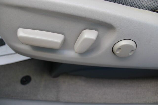 2014 Toyota Sienna V6 LE FWD MOBILITY Melbourne FL