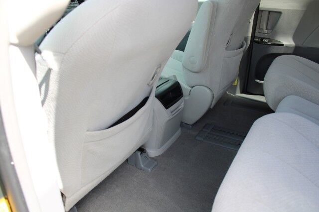 2014 Toyota Sienna V6 LE FWD MOBILITY Melbourne FL
