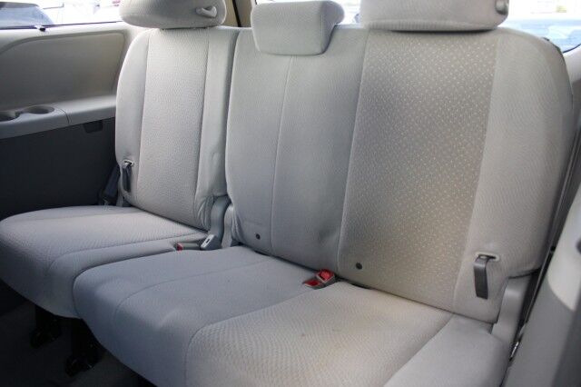 2014 Toyota Sienna V6 LE FWD MOBILITY Melbourne FL