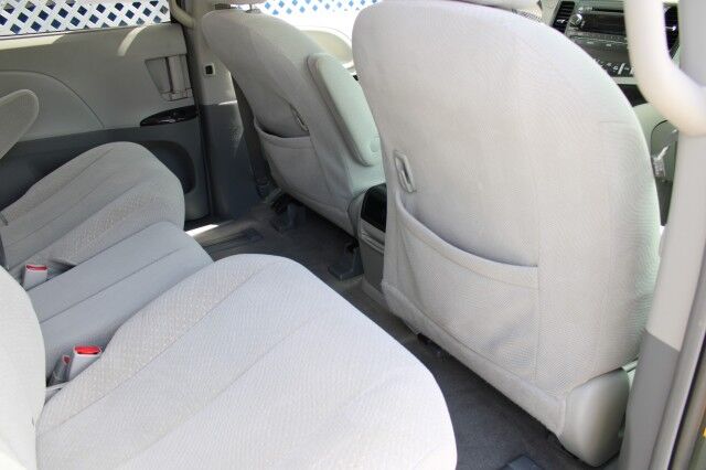 2014 Toyota Sienna V6 LE FWD MOBILITY Melbourne FL