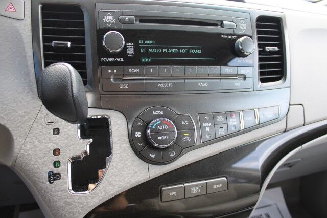 2014 Toyota Sienna V6 LE FWD MOBILITY Melbourne FL