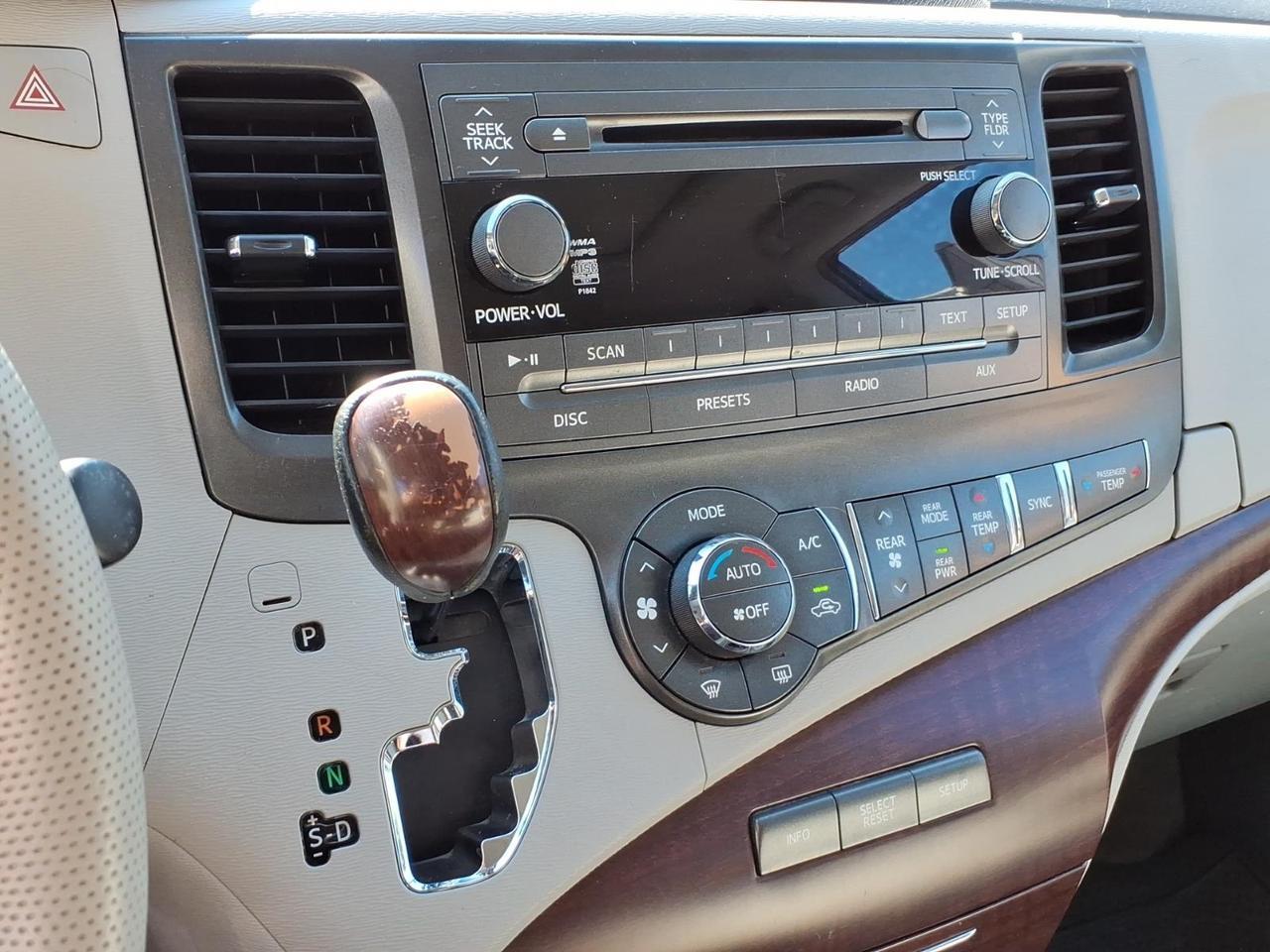 2014 Toyota Sienna XLE 8-Passenger Roanoke VA