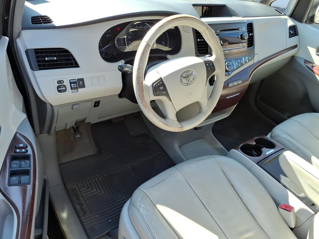 2014 Toyota Sienna XLE 8-Passenger Roanoke VA