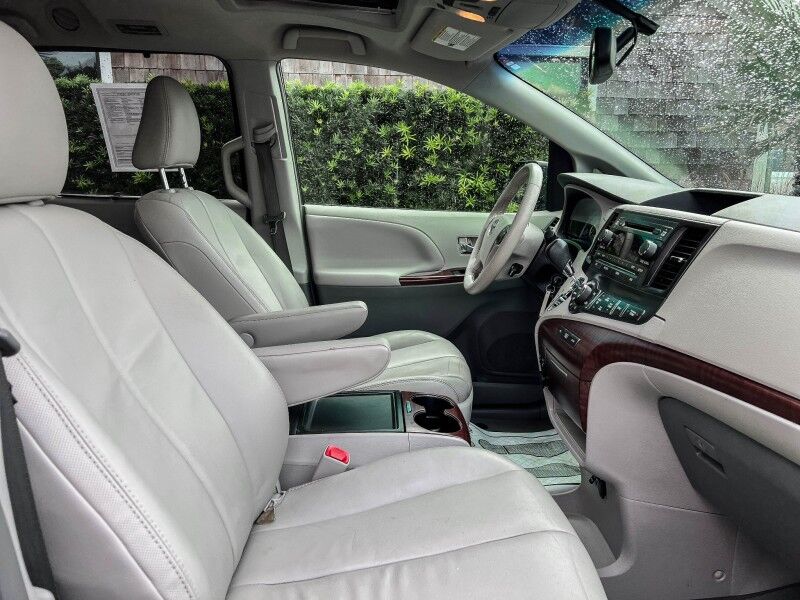 2014 Toyota Sienna XLE AAS Wilmington NC