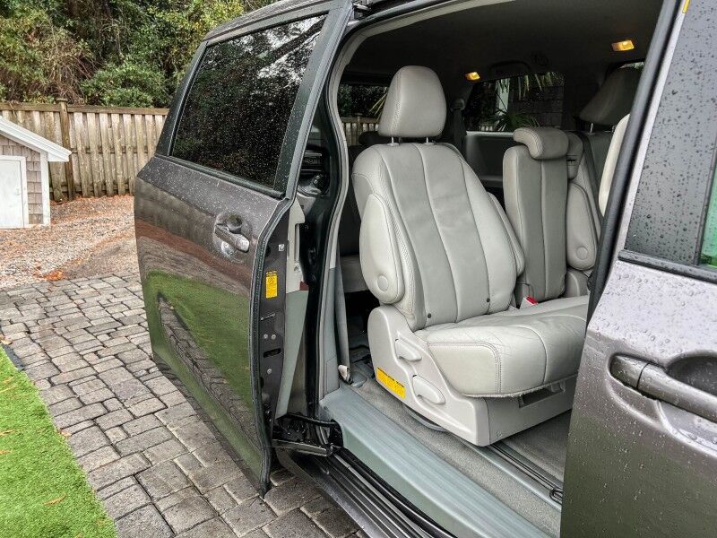 2014 Toyota Sienna XLE AAS Wilmington NC