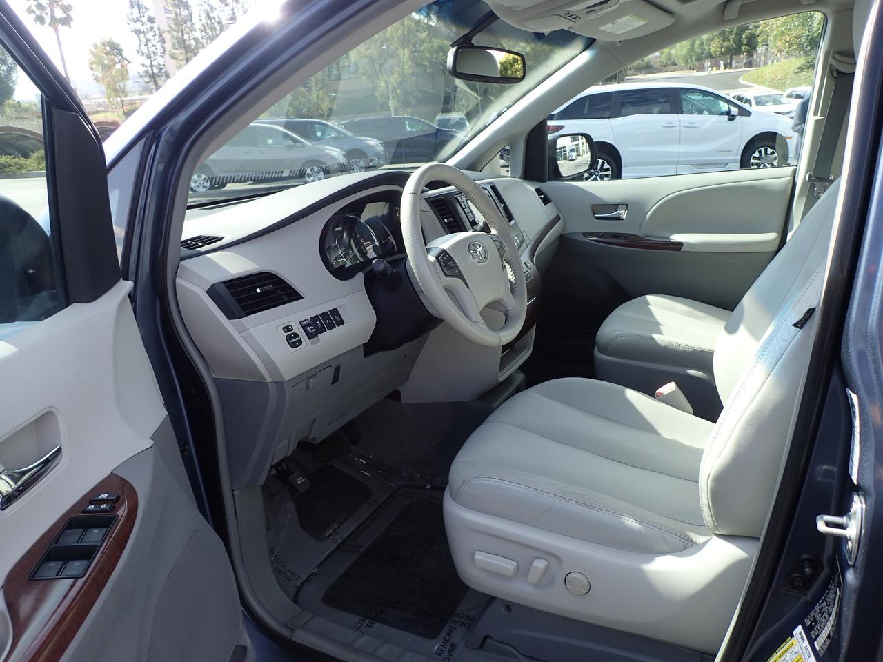 2014 Toyota Sienna XLE Anaheim CA