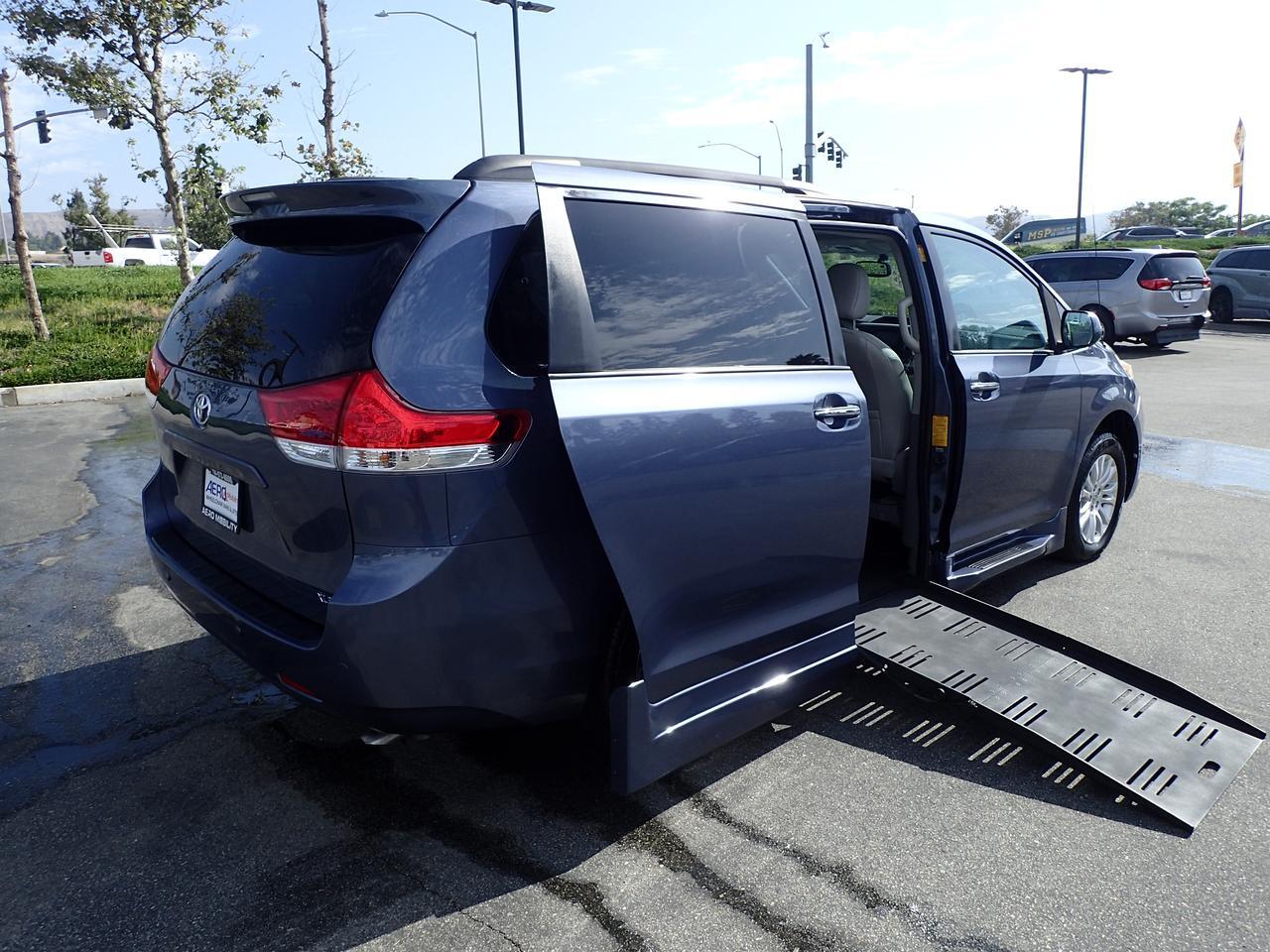 2014 Toyota Sienna XLE Anaheim CA
