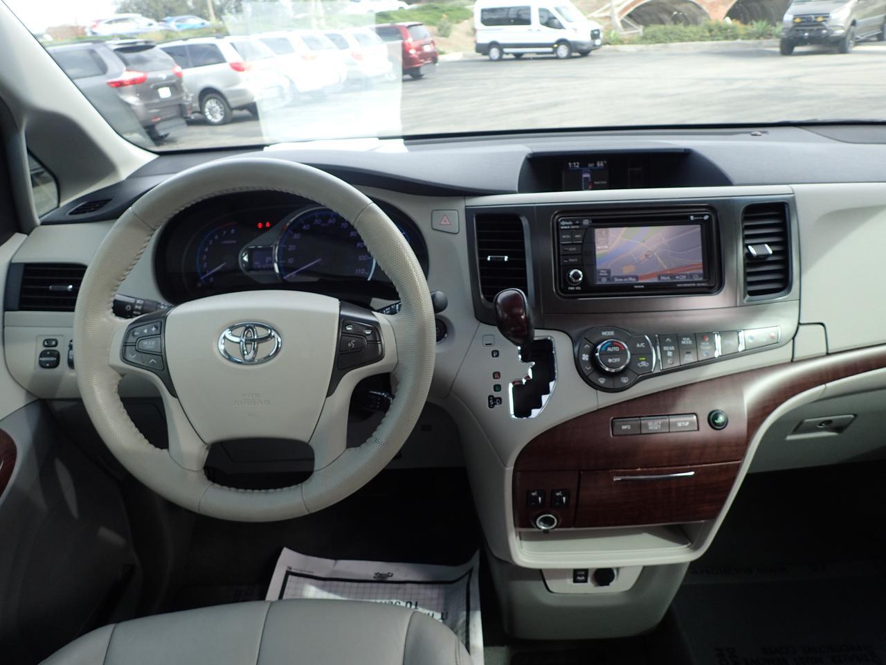 2014 Toyota Sienna XLE Anaheim CA