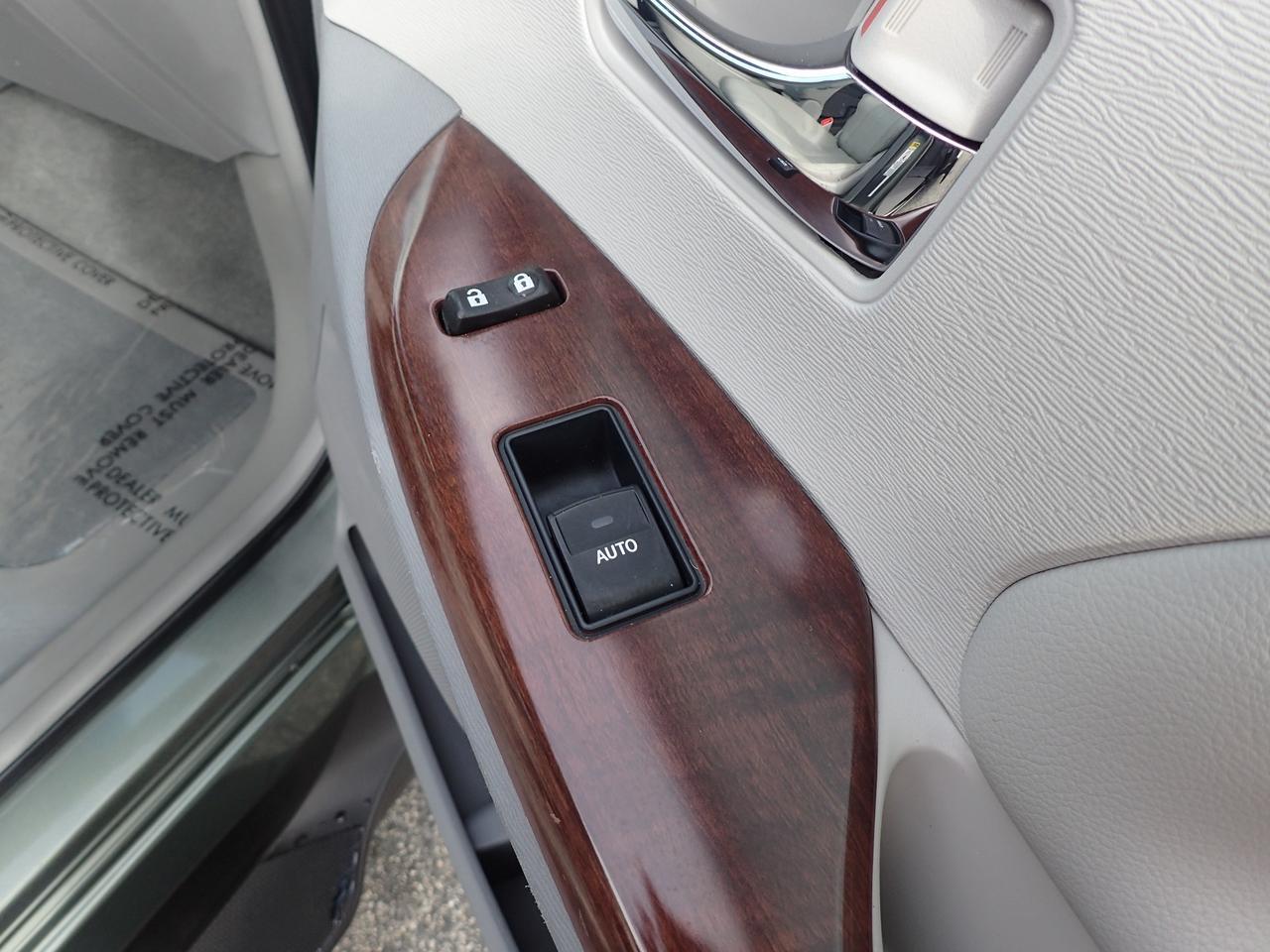 2014 Toyota Sienna XLE Anaheim CA