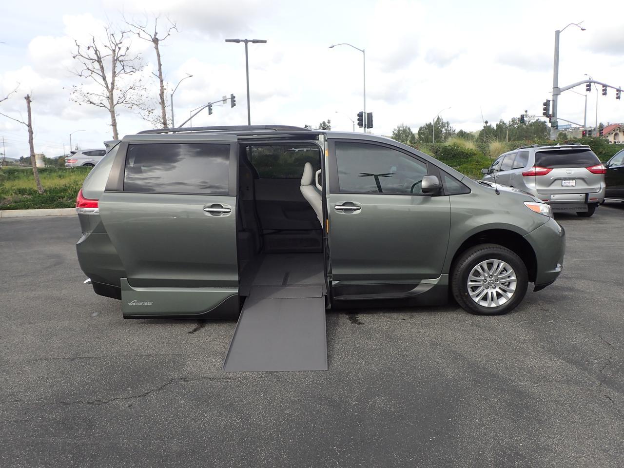 2014 Toyota Sienna XLE Anaheim CA