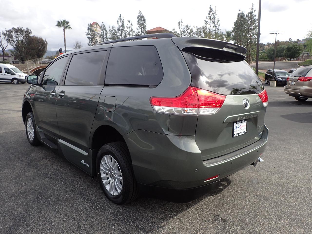 2014 Toyota Sienna XLE Anaheim CA