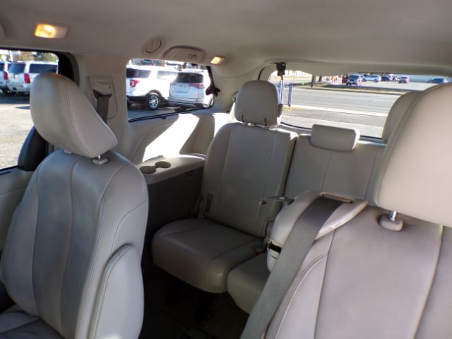 2014 Toyota Sienna XLE FWD 8-Passenger V6 San Antonio TX