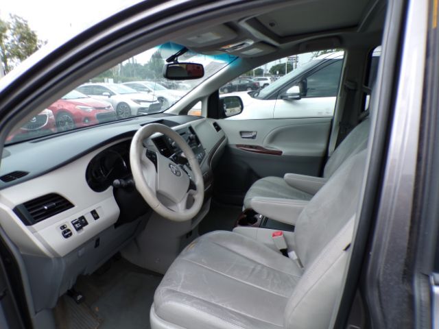 2014 Toyota Sienna XLE FWD 8-Passenger V6 San Antonio TX