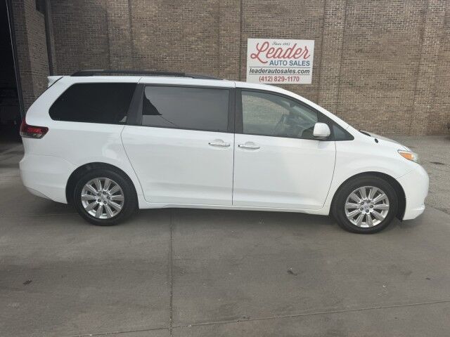 2014 Toyota Sienna XLE