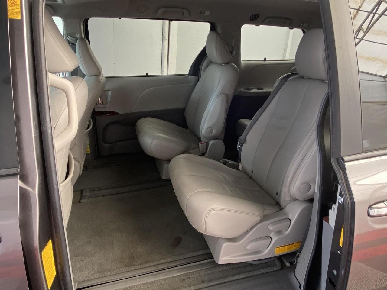 2014 Toyota Sienna XLE Richmond Hill NY