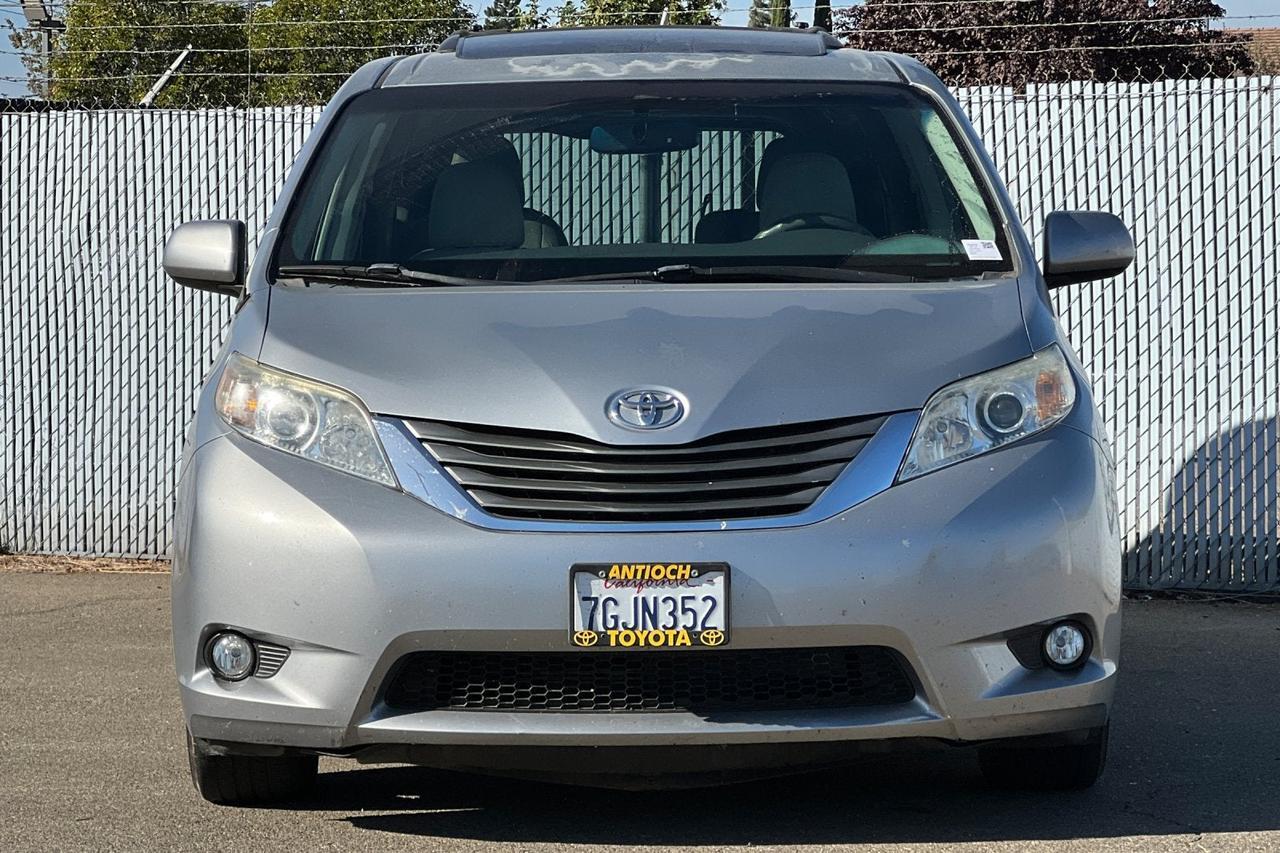 2014 Toyota Sienna XLE Roseville CA