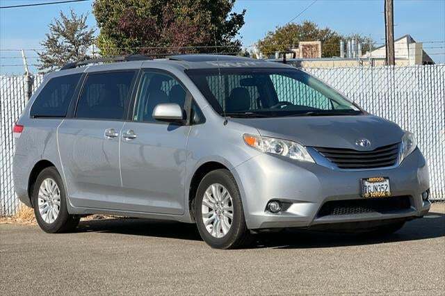 2014 Toyota Sienna XLE Roseville CA