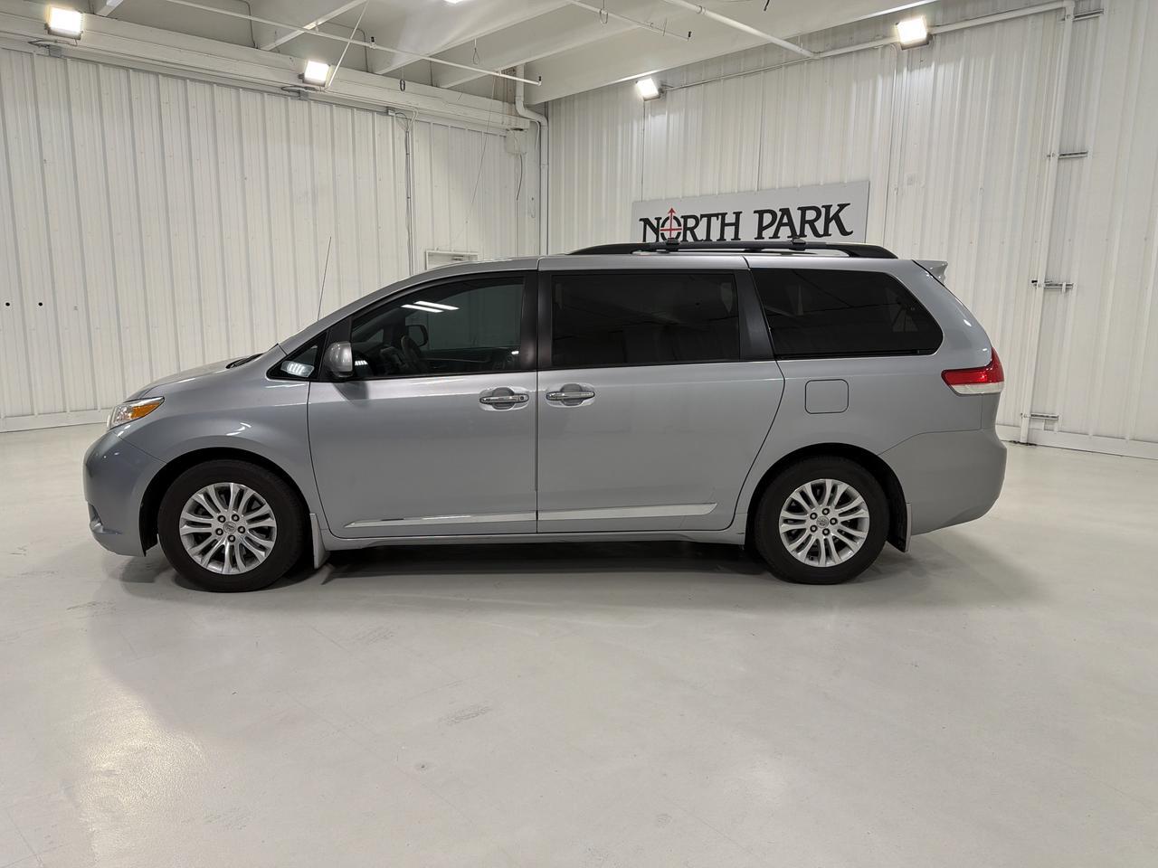 2014 Toyota Sienna XLE San Antonio TX