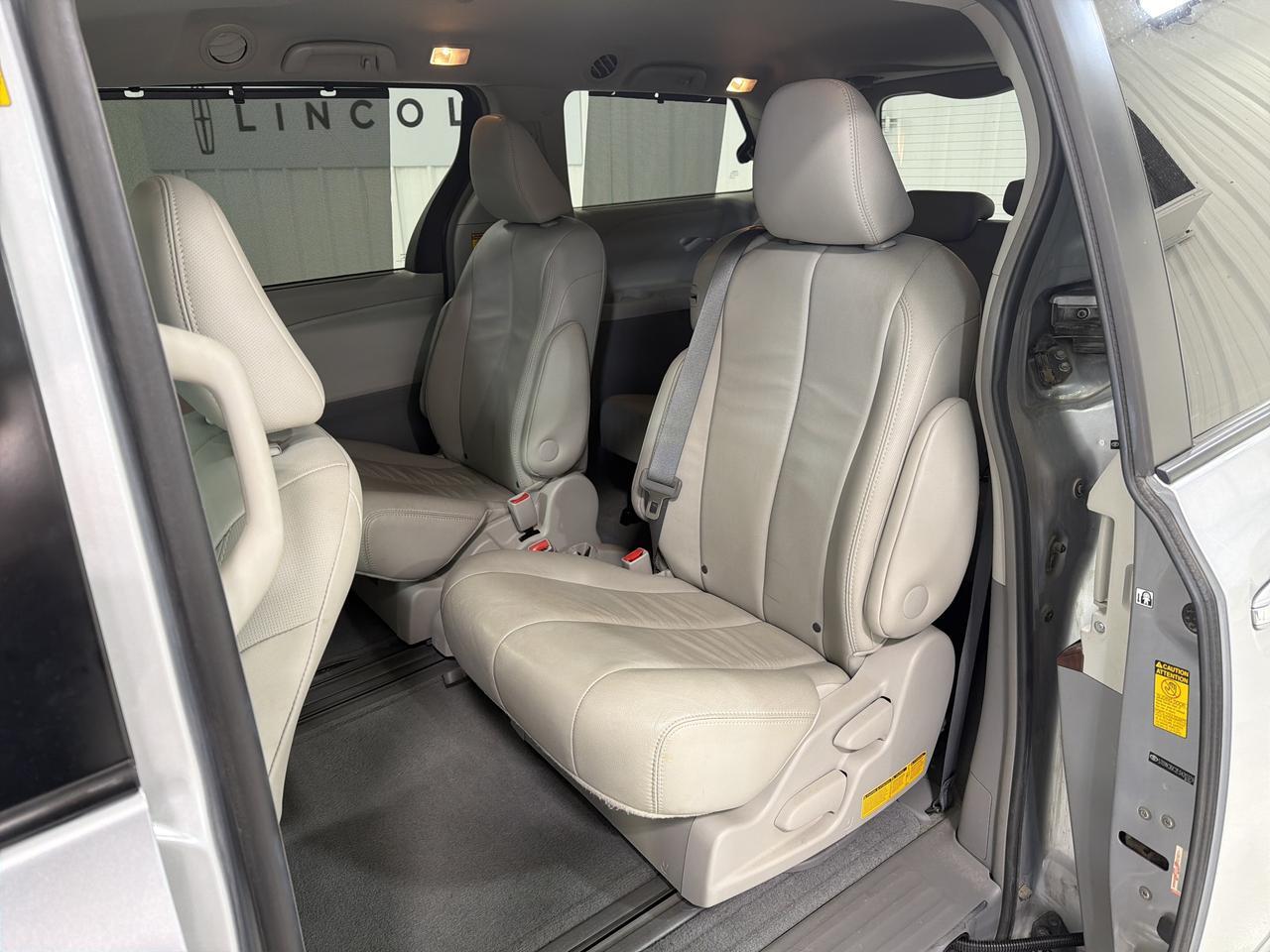 2014 Toyota Sienna XLE San Antonio TX