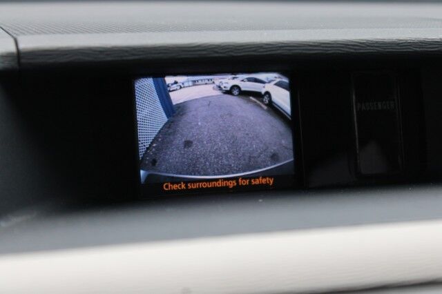 2014 Toyota Sienna XLE photo 24