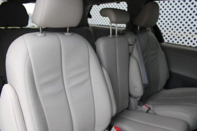 2014 Toyota Sienna XLE XLE Melbourne FL