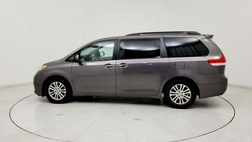 2014 Toyota Sienna XLE Laurel MD