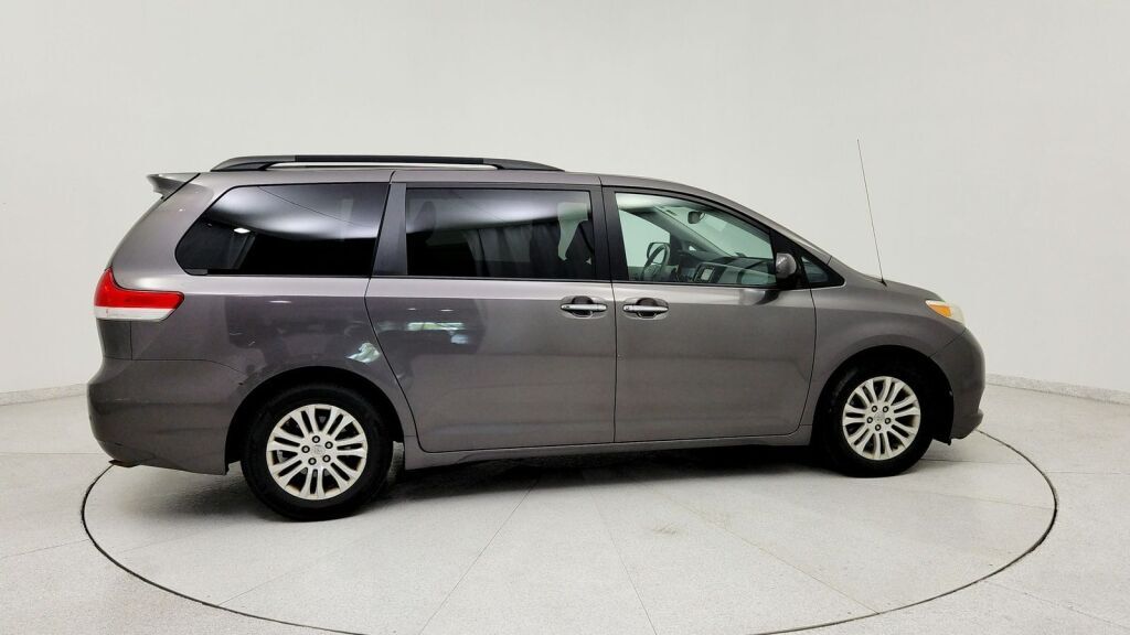 2014 Toyota Sienna XLE Laurel MD