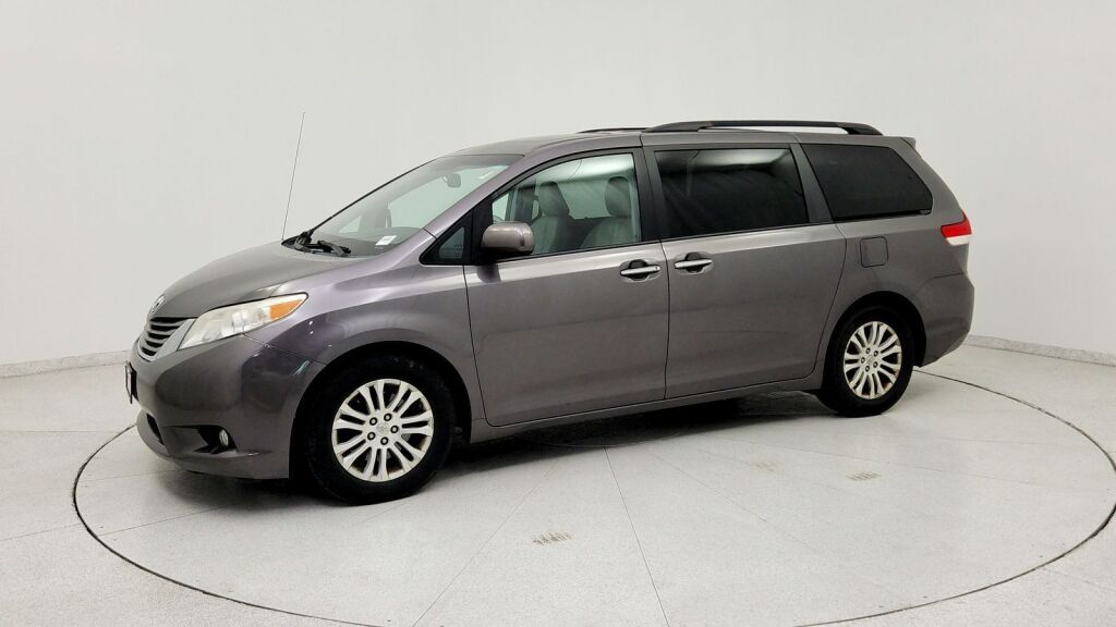2014 Toyota Sienna XLE Laurel MD
