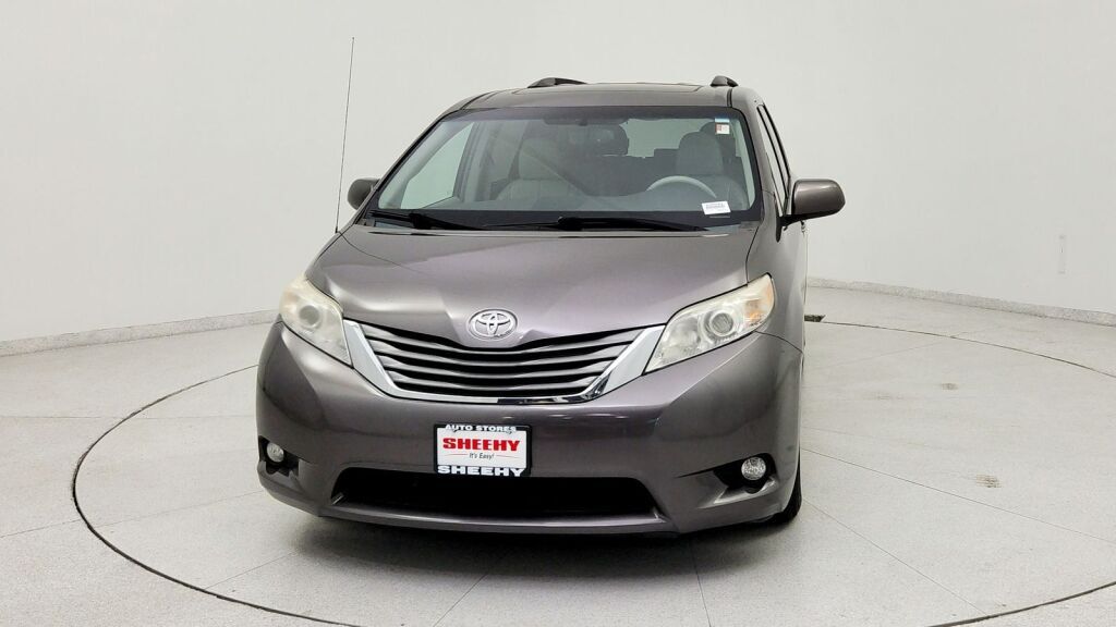2014 Toyota Sienna XLE Laurel MD
