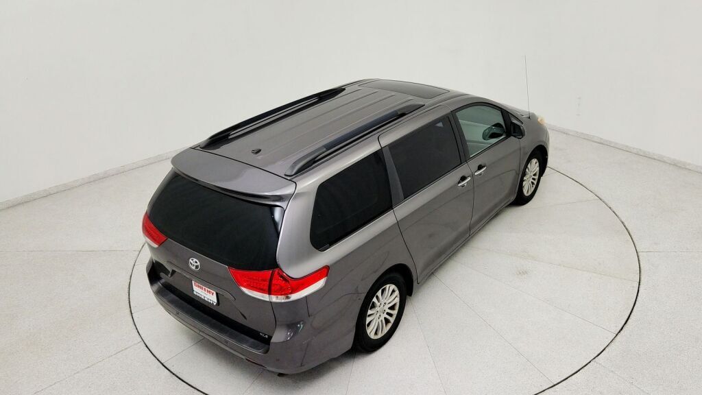 2014 Toyota Sienna XLE Laurel MD